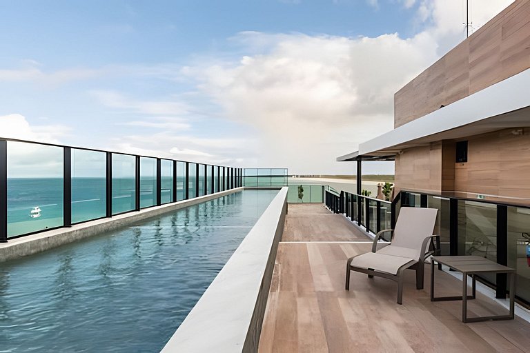 Frente al mar con piscina climatizada privada