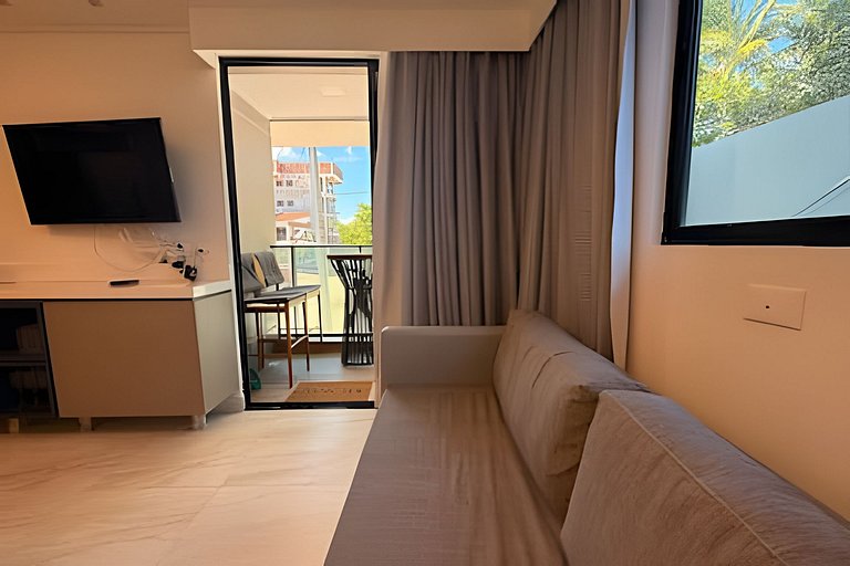 Beachfront flat with private pool