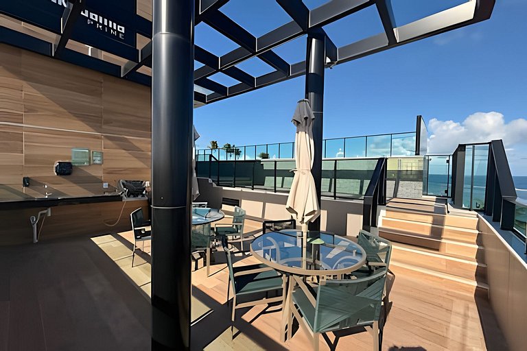 Beachfront flat with private pool
