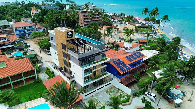 Flat com piscina Privativa