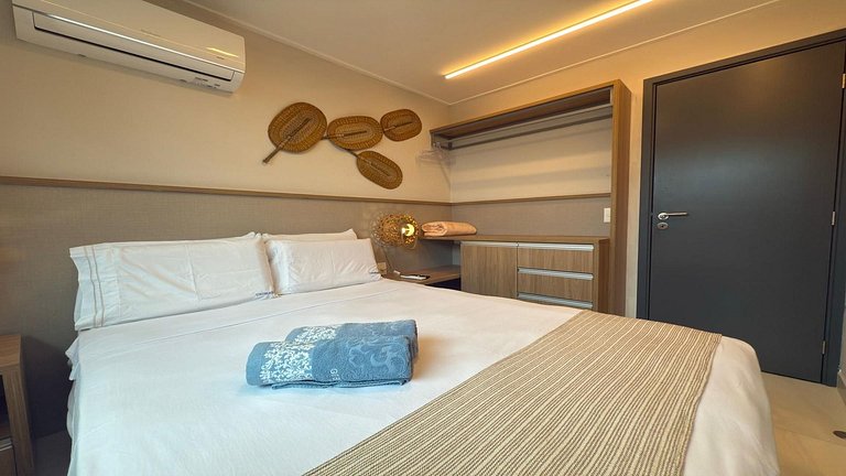 Flat com piscina Privativa