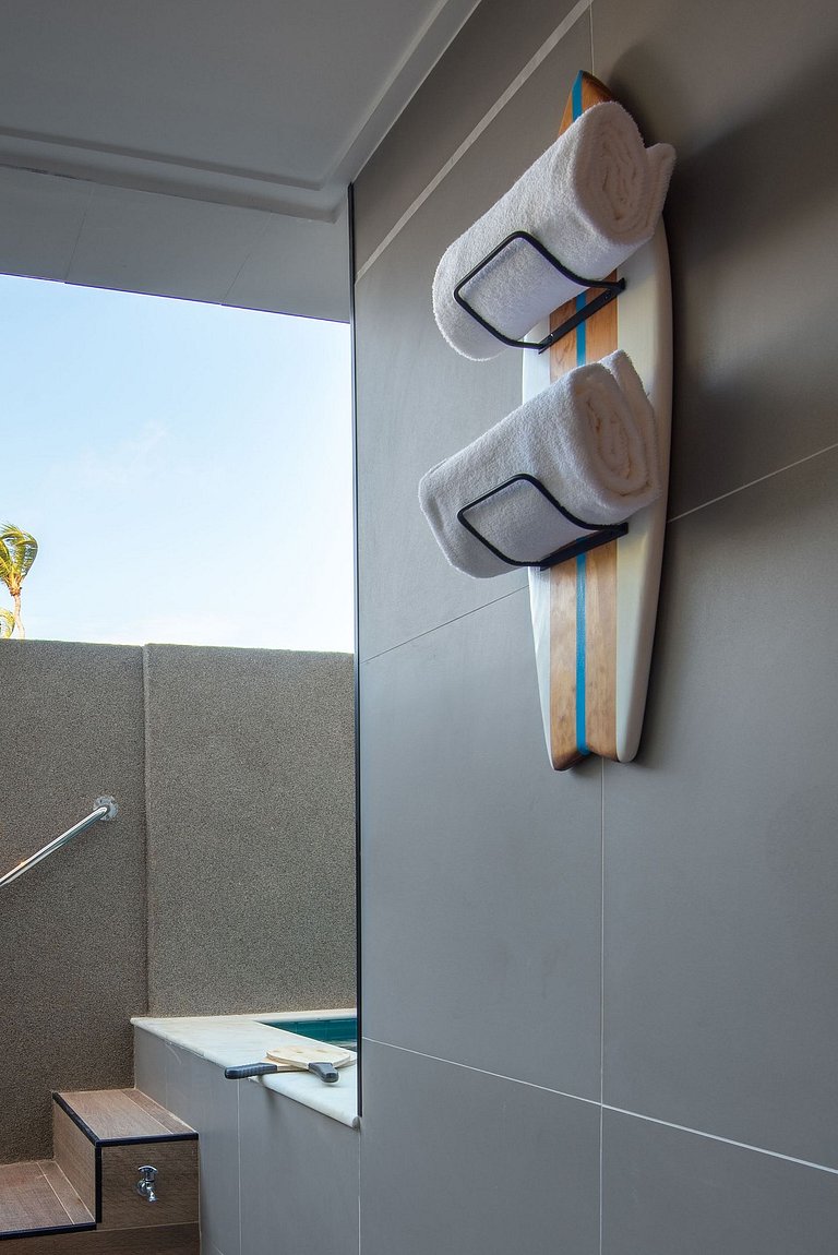 Frente al mar con piscina climatizada privada
