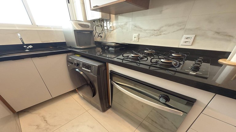 2 bedroom flat close to the Natural Pools