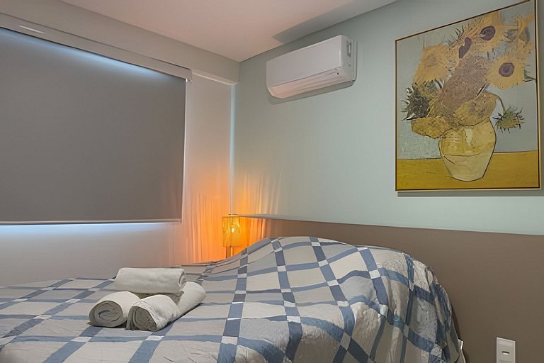 Apt no centrinho e próximo as piscinas naturais