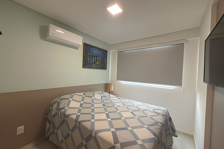 Apt no centrinho e próximo as piscinas naturais