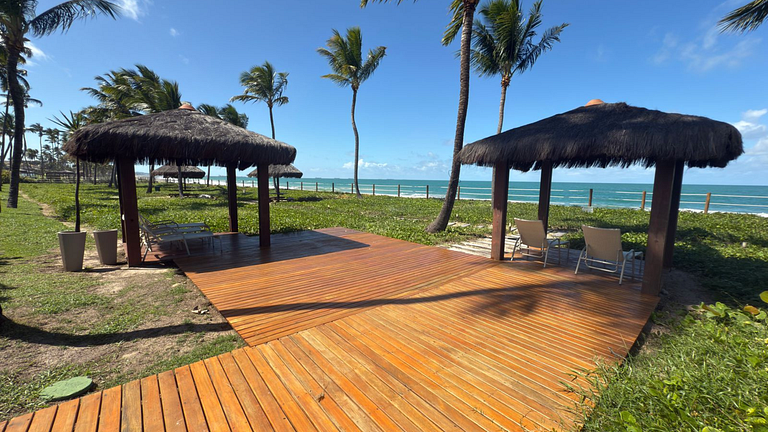 Apt. de Dois Quartos pé na areia em Muro Alto