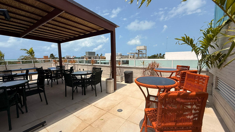 Apt no centrinho e próximo as piscinas naturais