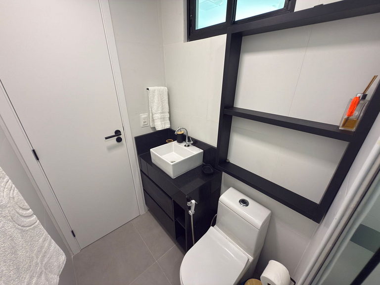 Cozy Ocean-View Flat | Sunny Beach 105