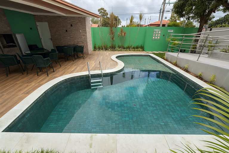 Próximo as piscinas naturais para 6 pessoas