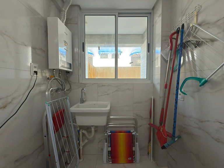 Apartment for 6 people with private pool