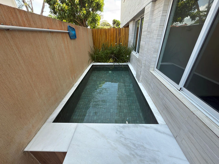 Apartment for 6 people with private pool