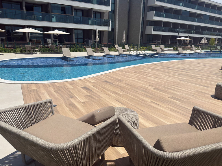 Flat com Piscina a 6 min da Praia do Cupe