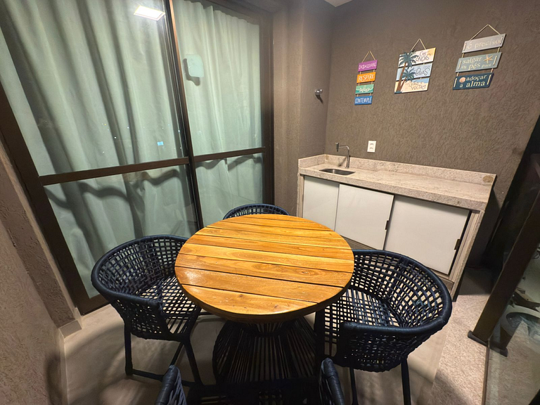 Equipped Resort Flat | Beach Class Summer 302 E