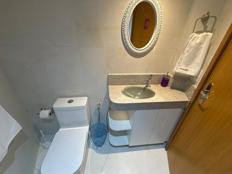 Ocean view of Boa Viagem beach for 4 people.