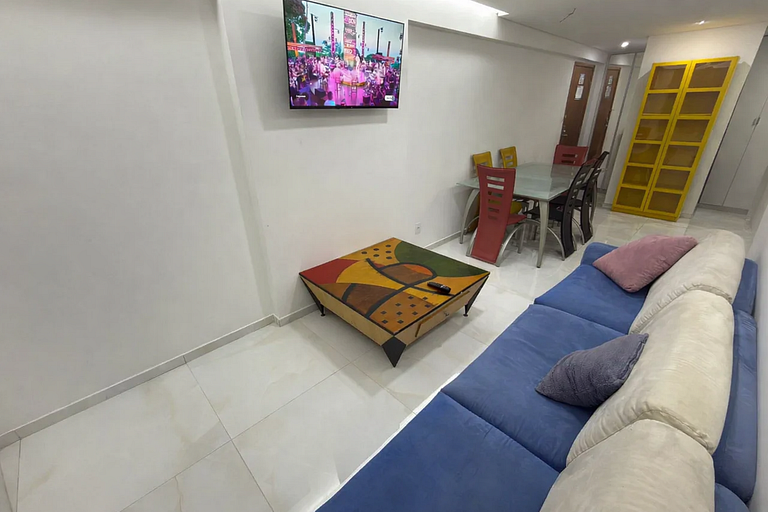 Ocean view of Boa Viagem beach for 4 people.