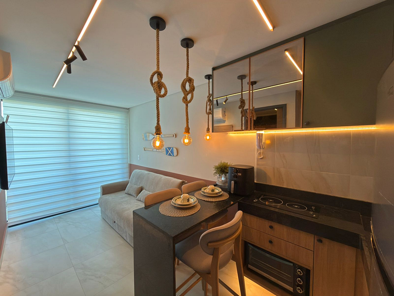 Piscina Privada con Vista al Mar