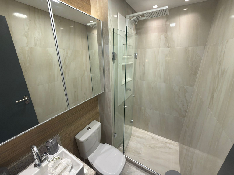 Flat Pé na Areia com Piscina Exclusiva