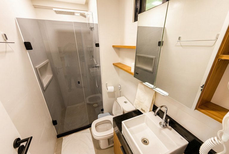 Vista al Mar a 1 Minuto de la Playa • Sunny Beach