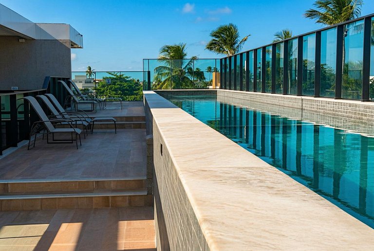 Flat beira mar com piscina privativa