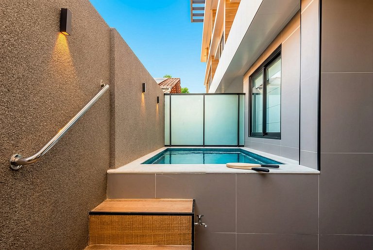 Frente al mar con piscina climatizada privada