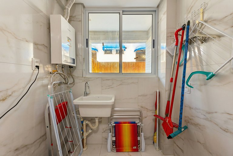 Apartment for 6 people with private pool