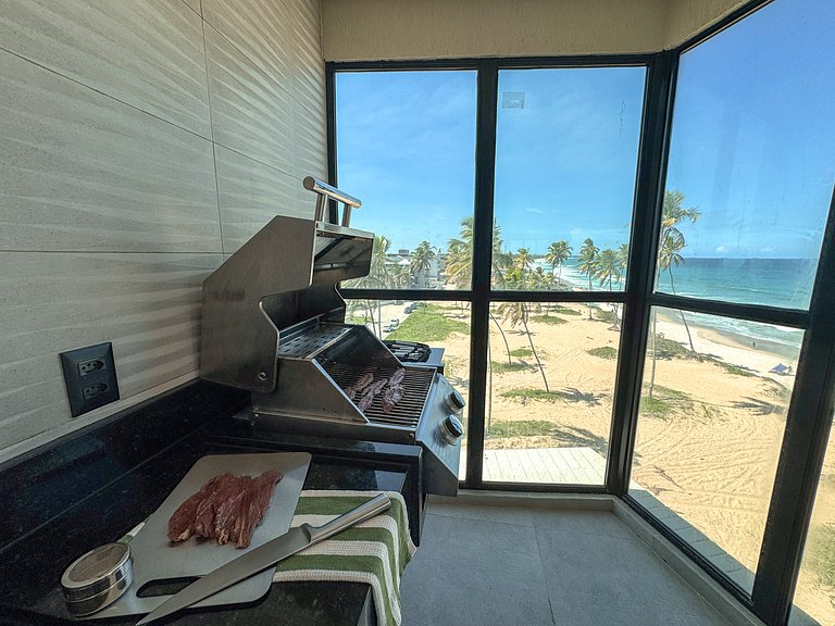 Apt Eco-Luxo Pé na Areia com Vista Mar 800m Centro