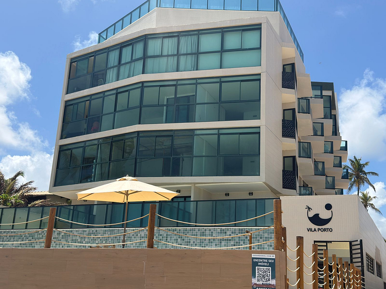 Beachfront apartment with ocean view
