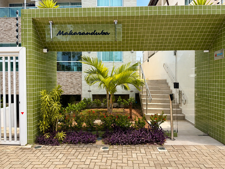 Próximo às piscinas naturais Apt 2 Quartos